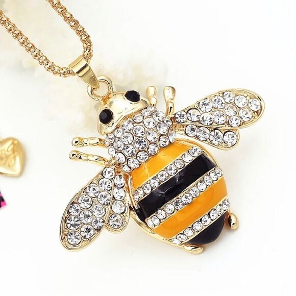 Enamel Cute Bee Honey Crystal Pendant Necklace NWOT - Picture 1 of 2